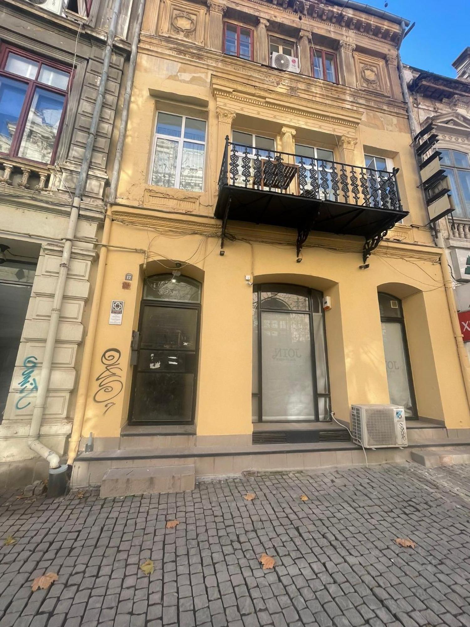 Old Town Jacuzzi Studio Bucharest Exterior photo